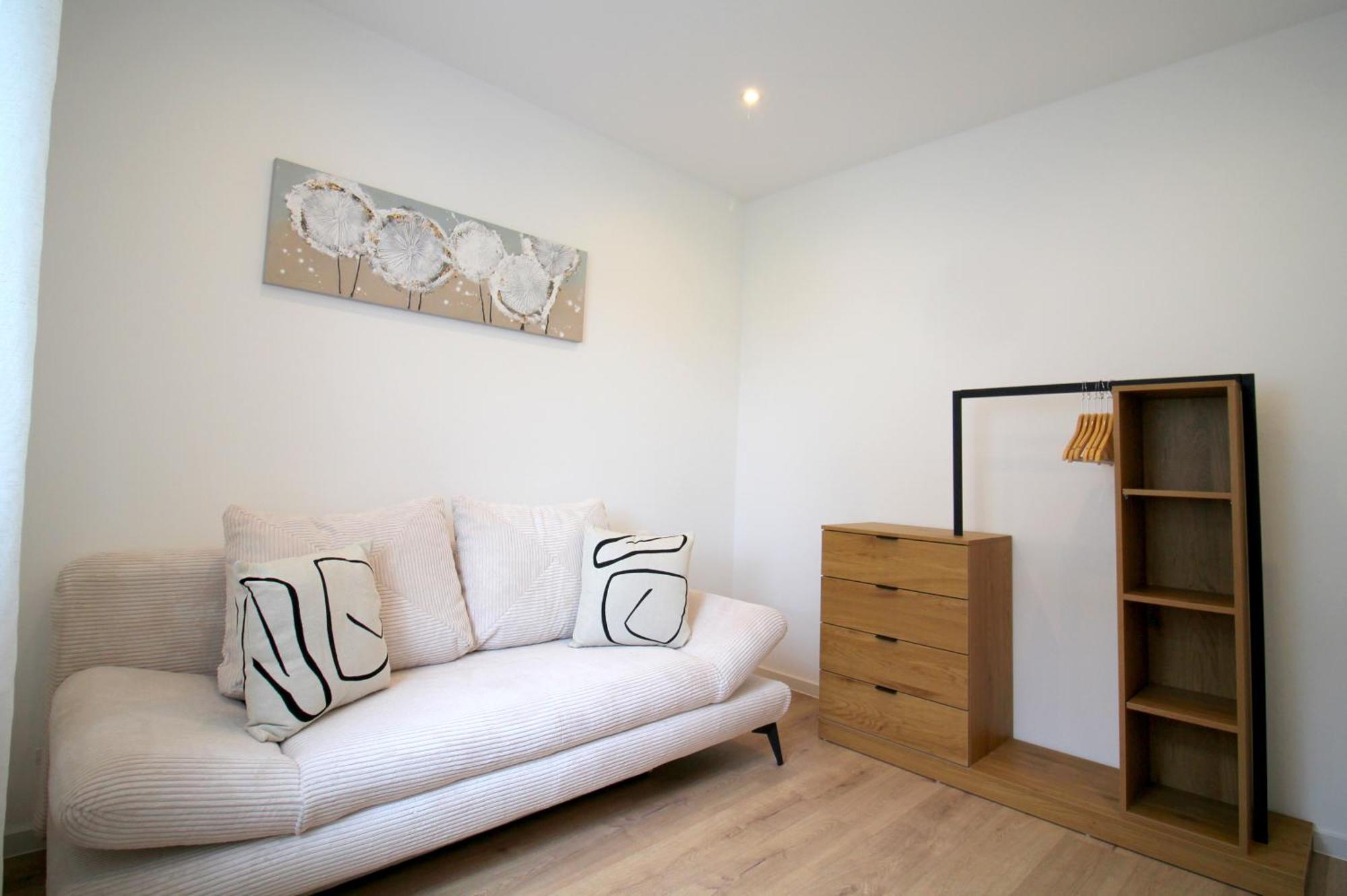 Apartment Mit Voll Ausgestatetter Kueche, Badewanne, Balkon, Parkplatz Vor Dem Haus, Ruhig Gelegen, Ada4 Кульмбах Экстерьер фото